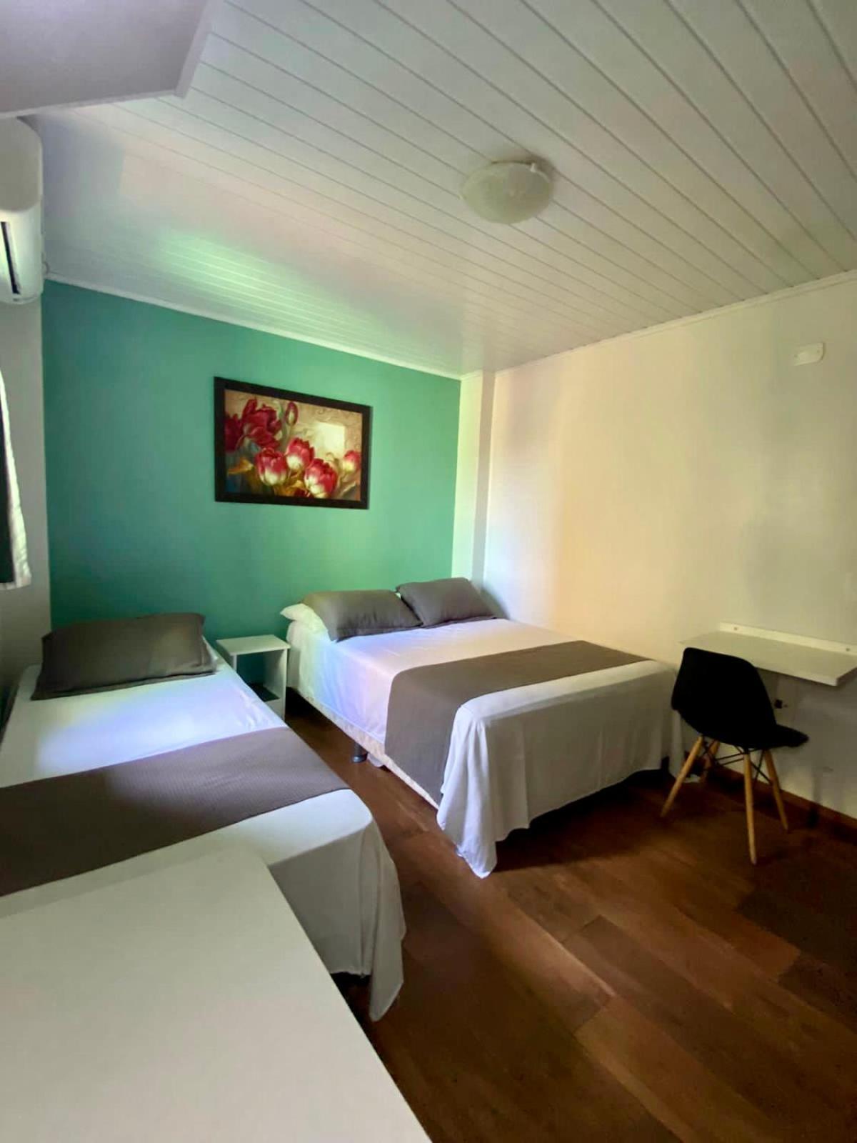 Queiroz Palace Hotel Siqueira Campos Bagian luar foto