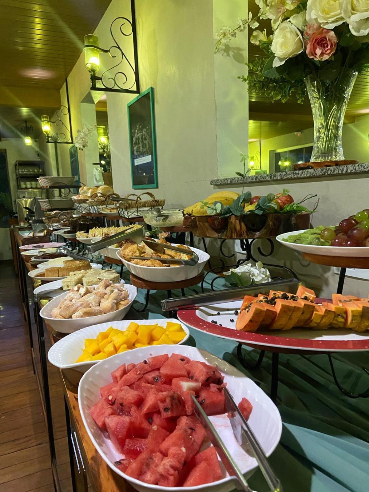 Queiroz Palace Hotel Siqueira Campos Bagian luar foto