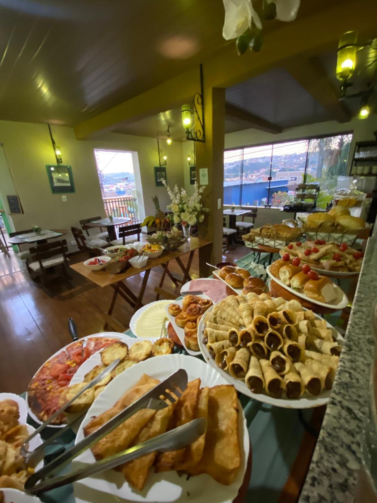 Queiroz Palace Hotel Siqueira Campos Bagian luar foto