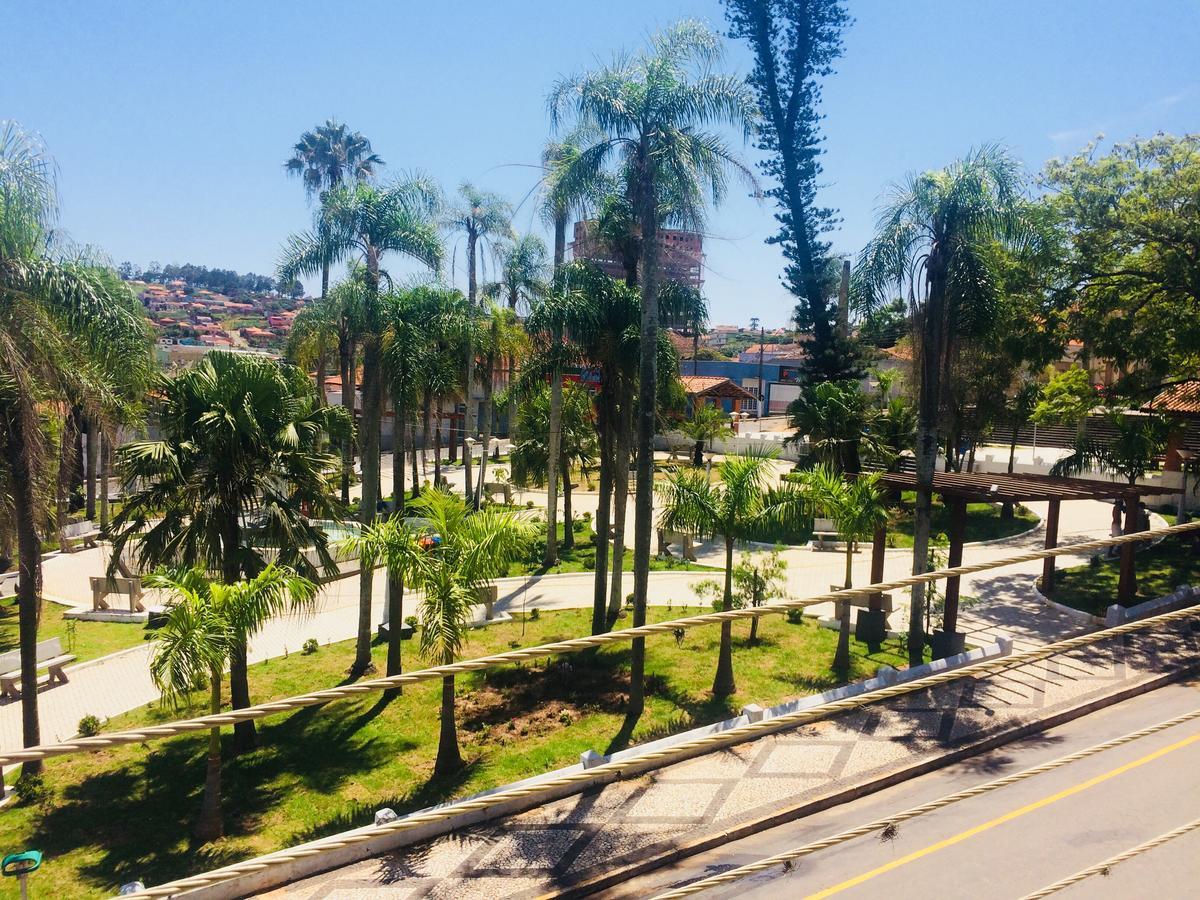 Queiroz Palace Hotel Siqueira Campos Bagian luar foto